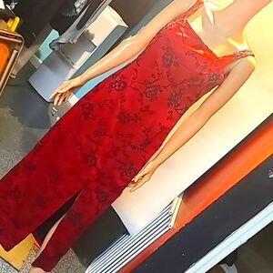 Jeffery & Dora Dark Red Beaded Floral Evening Dress